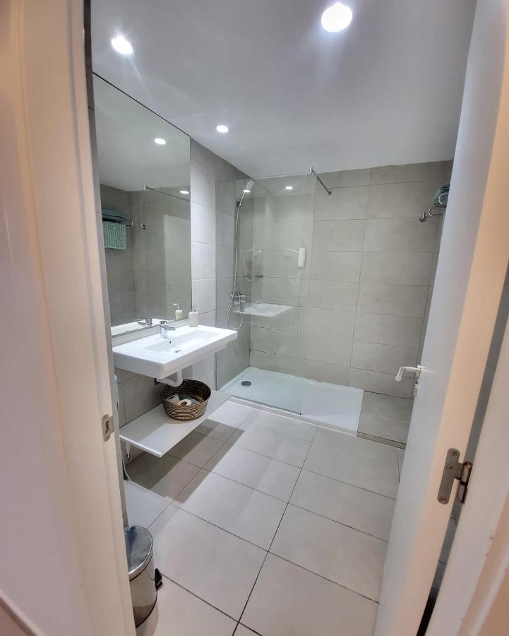 Moderno Apartamento Cerca De La Playa 18 Apartment San Bartolomé Luaran gambar