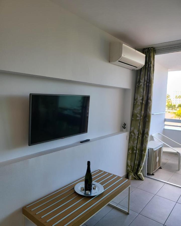 Moderno Apartamento Cerca De La Playa 18 Apartment San Bartolomé Luaran gambar